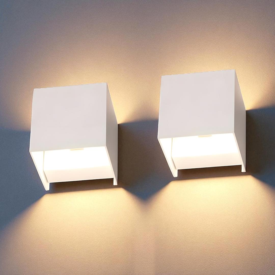 Lampa ścienna LED design kostka | Industrialna