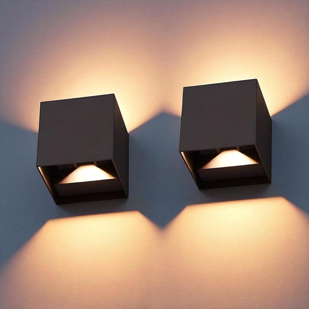 Lampa ścienna LED design kostka | Industrialna
