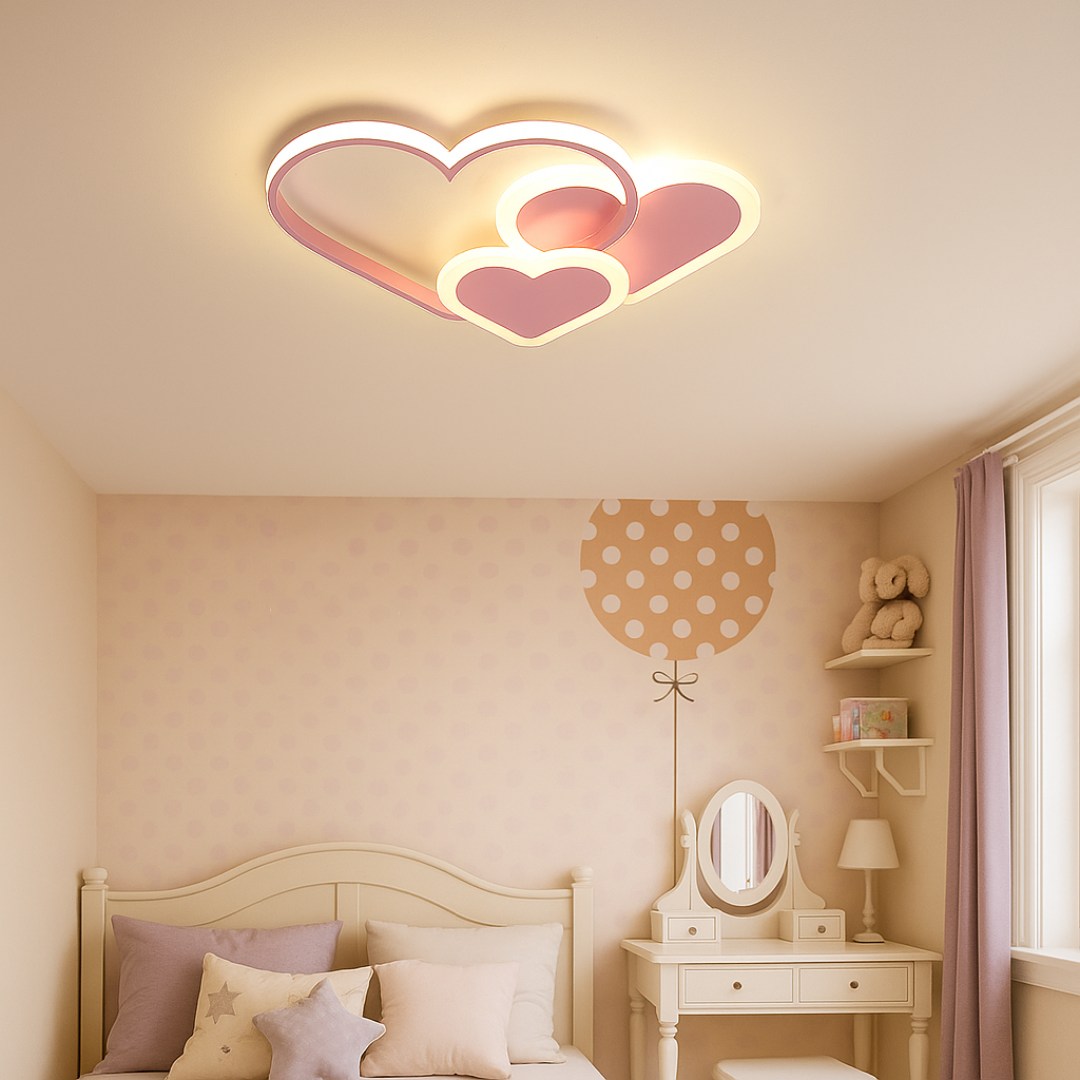 Lampa sufitowa do pokoju dziecięcego | Radosny wzór serca