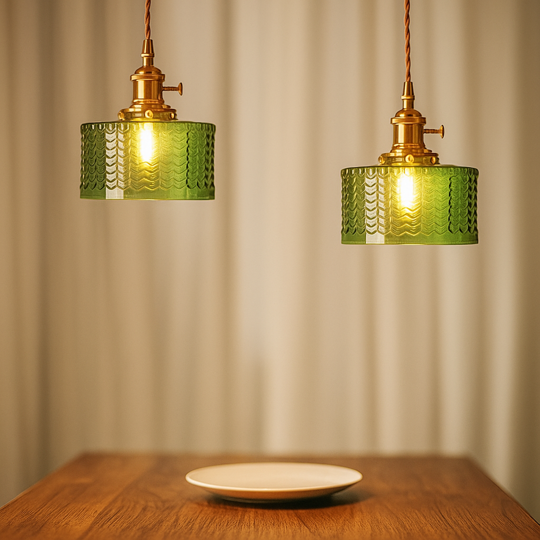 Lampa Sufitowa Z Teksturowanymi Szklanymi Kloszami | Nastrojowe Światło