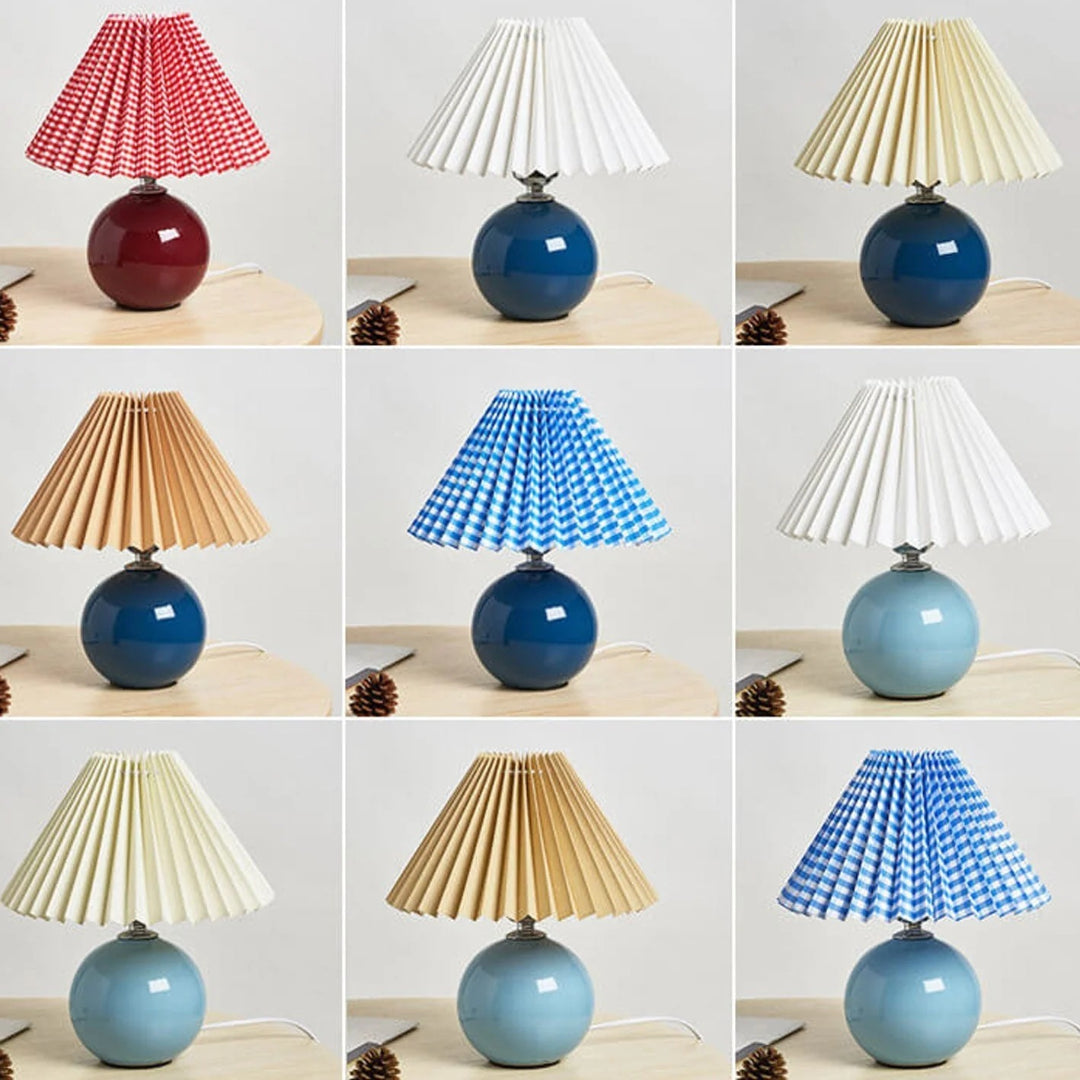 Nordycka ceramiczna plisowana lampka stołowa
