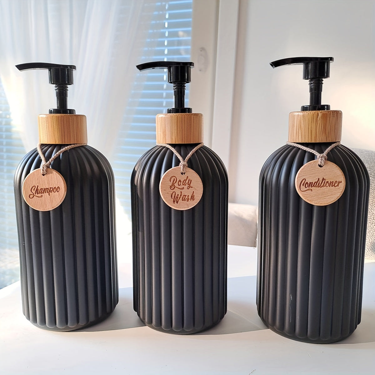 Zestaw 3 Butelek z Dozownikiem 500 ml, Bambusowa Pompka, do Łazienki