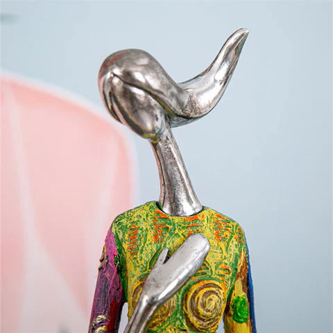 Abstrakcyjna Figurka Kobiety – widok produktu 8 | Nuvira Home