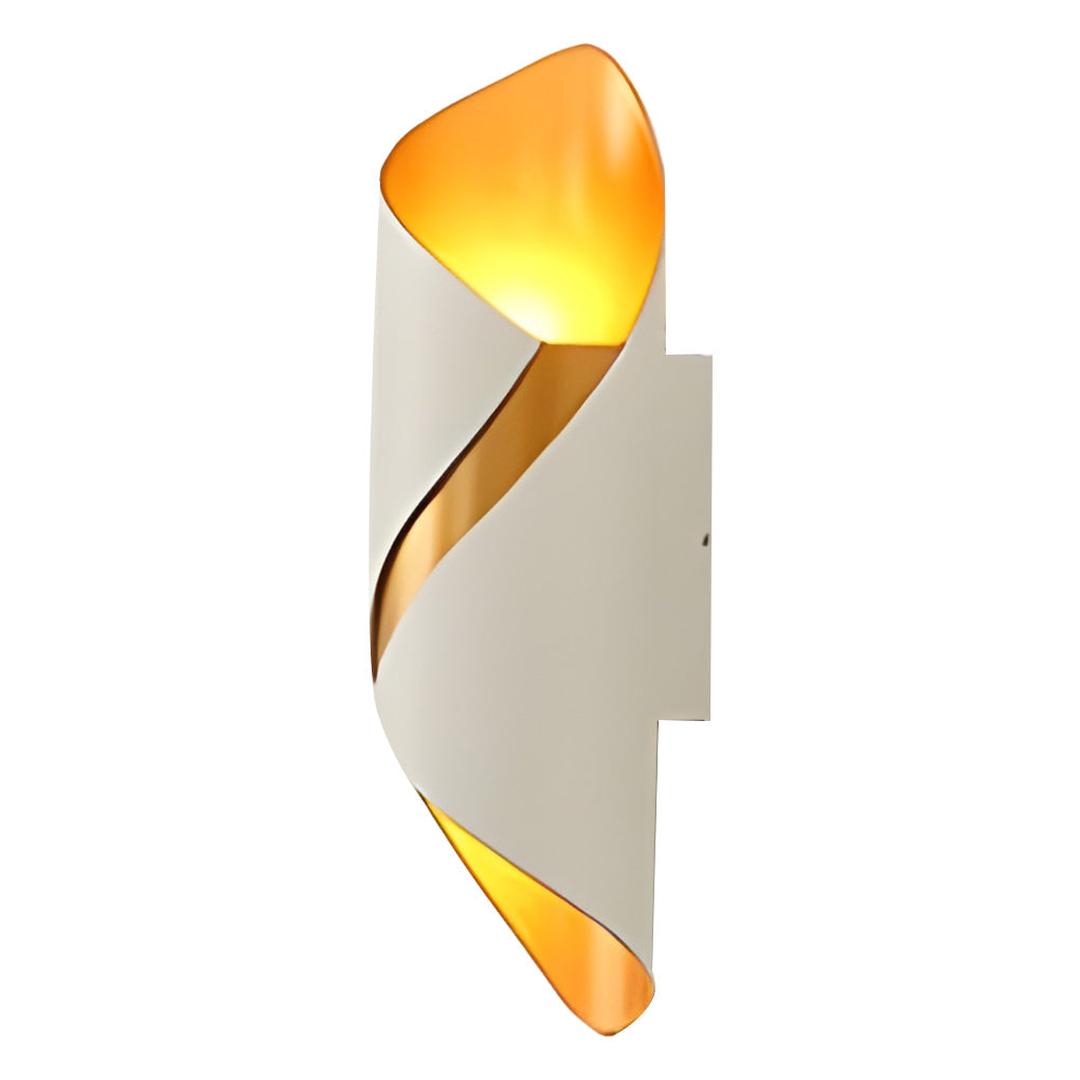 Aluminiowa Lampa Ścienna LED Do Nowoczesnego Oświetlenia – widok produktu 9 | Nuvira Home