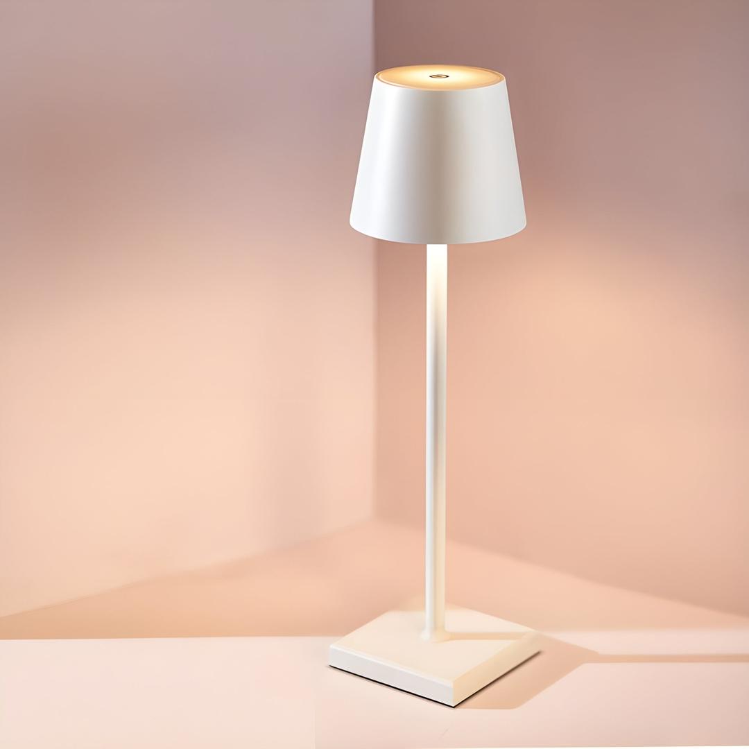 Bezprzewodowa Lampa Stołowa – Ładowalna – widok produktu 2 | Nuvira Home