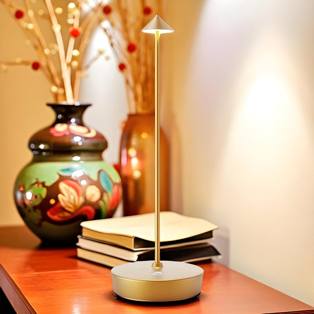 Bezprzewodowa Lampa Stołowa LED – Przenośna – widok produktu 4 | Nuvira Home