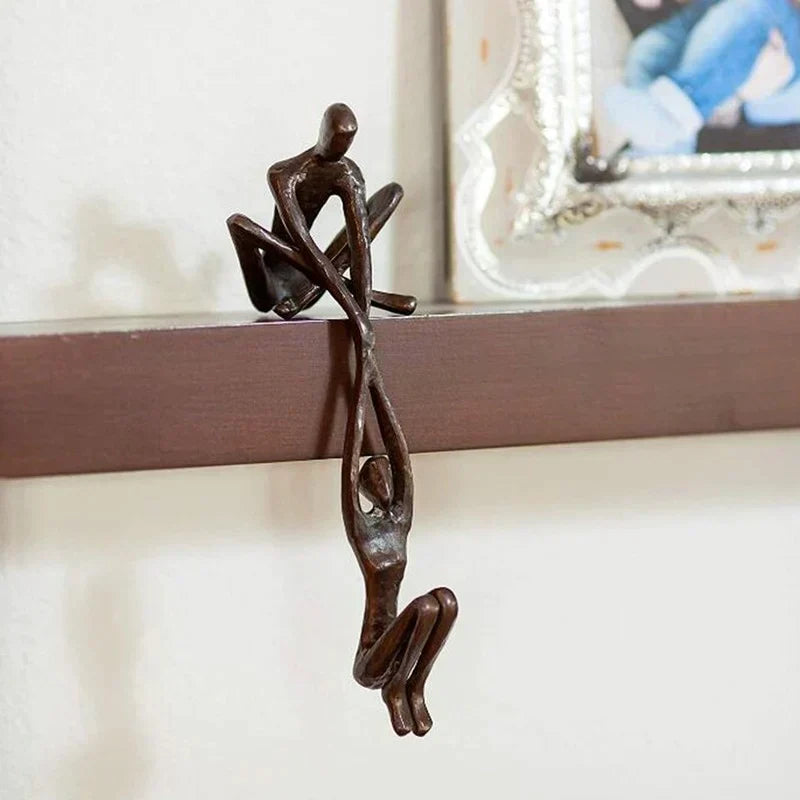 Dekoracyjna Figurka Miłość i Siła z Żywicy – widok produktu 5 | Nuvira Home