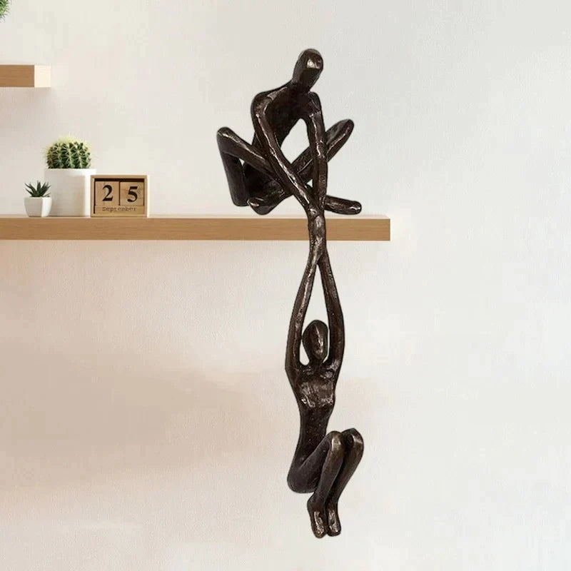 Dekoracyjna Figurka Miłość i Siła z Żywicy – widok produktu 7 | Nuvira Home