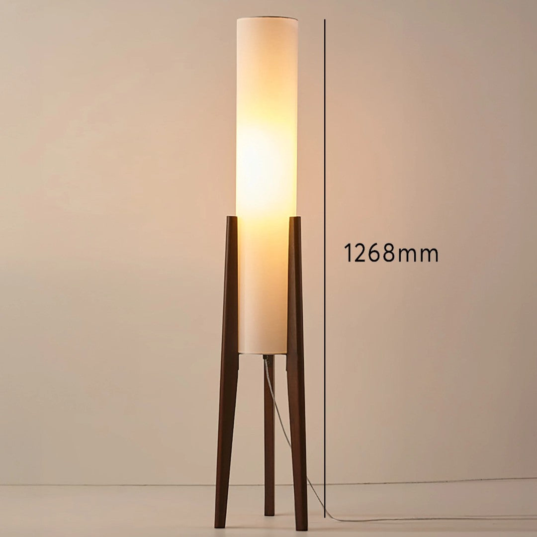 Domowa Lampa Podłogowa Orzechowa – Lite Drewno – widok produktu 2 | Nuvira Home
