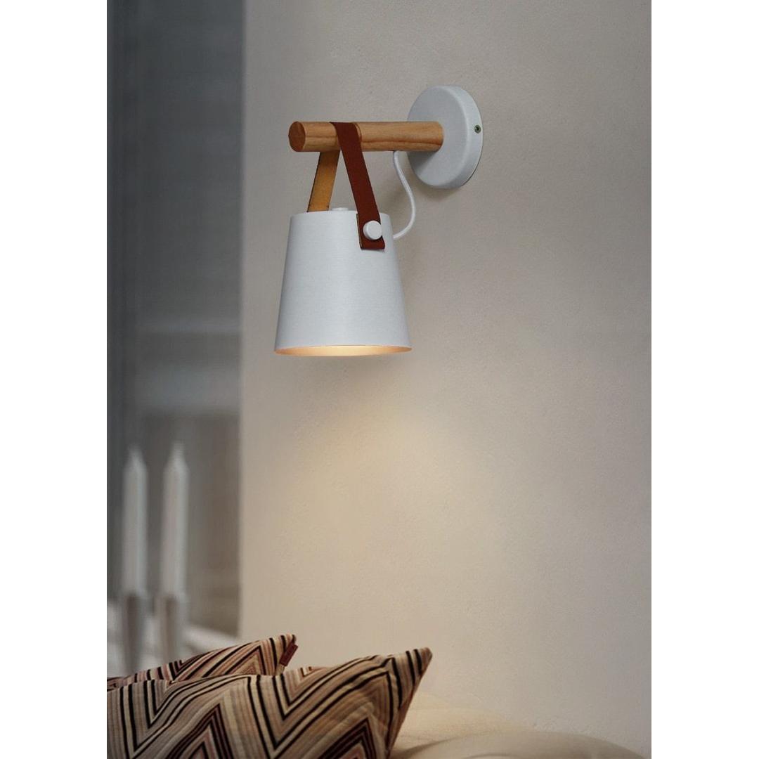 Drewniana Lampa Ścienna Dekoracyjna – Nordycka – widok produktu 12 | Nuvira Home