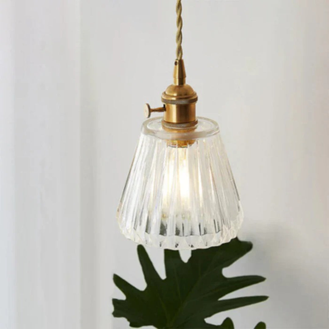 Industrialna lampa wisząca ze żłobionego szkła – widok produktu 12 | Nuvira Home