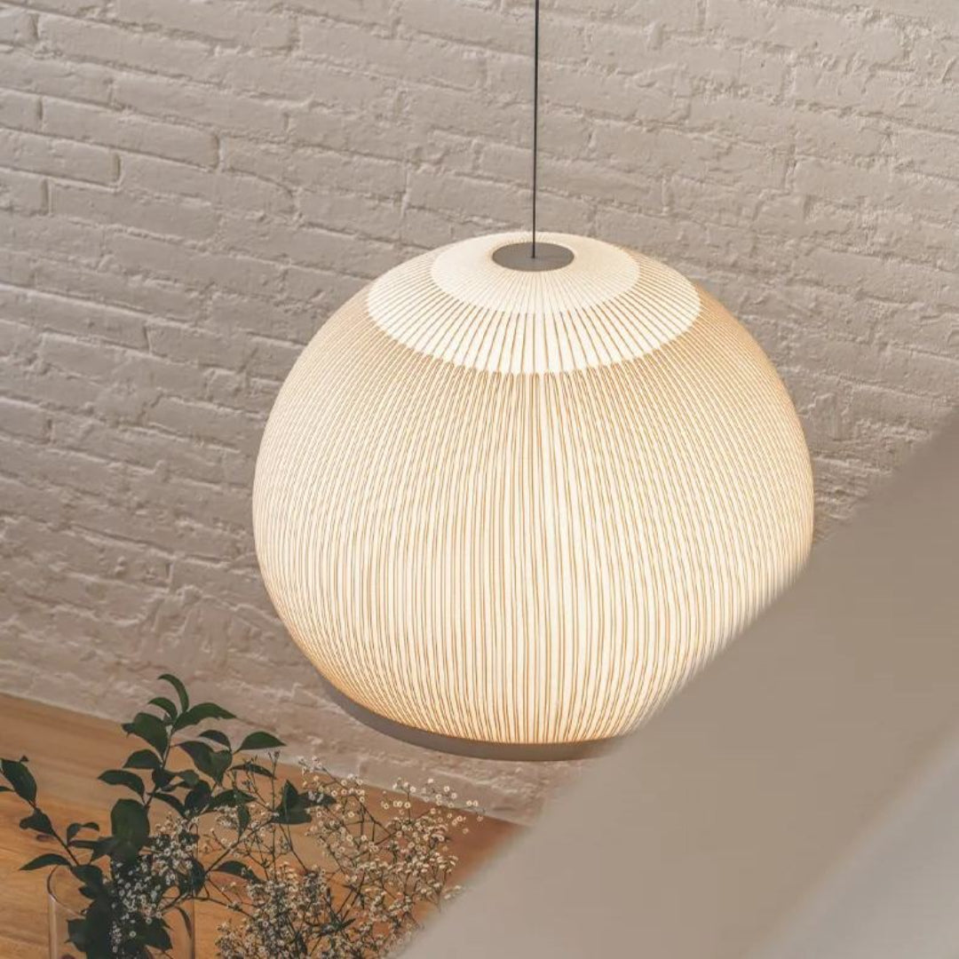 Japandi okrągła lampa wisząca z tkaniny – widok produktu 11 | Nuvira Home