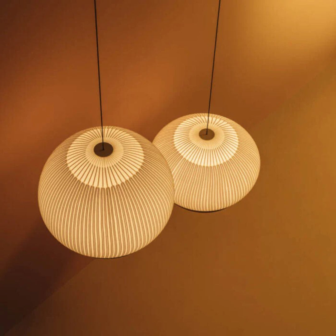 Japandi okrągła lampa wisząca z tkaniny – widok produktu 17 | Nuvira Home