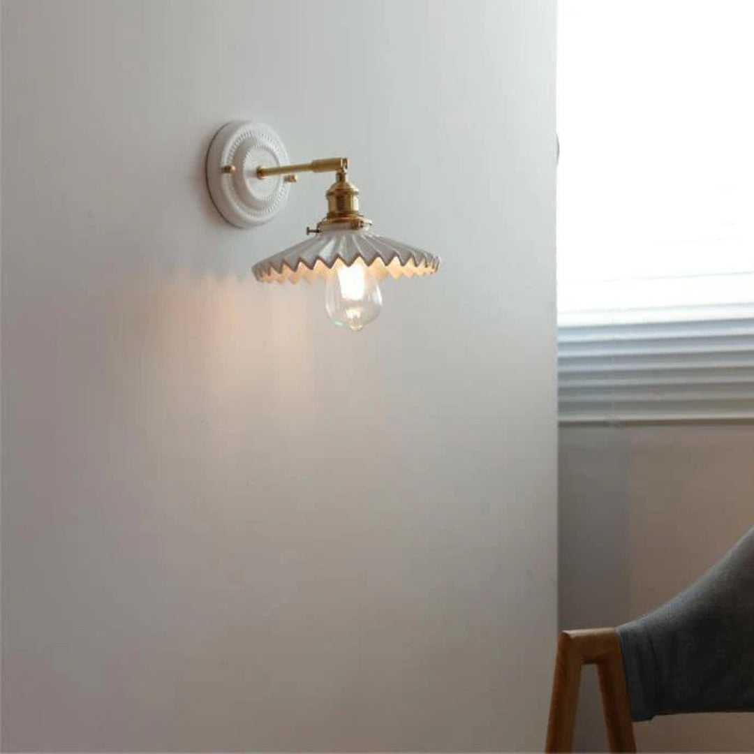 Japońska ceramiczno-mosiężna lampa ścienna – widok produktu 11 | Nuvira Home