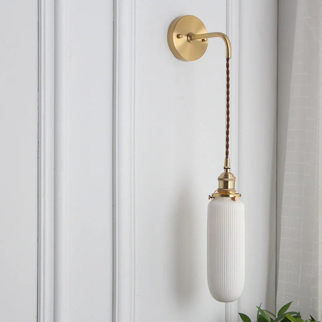 Japońska mosiężna plisowana lampa ścienna – widok produktu 13 | Nuvira Home