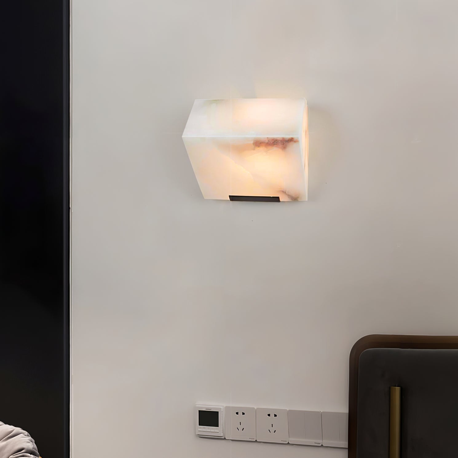 Kinkiet Art Deco z Kostkami Alabastrowymi i Wbudowanym LED – widok produktu 32 | Nuvira Home