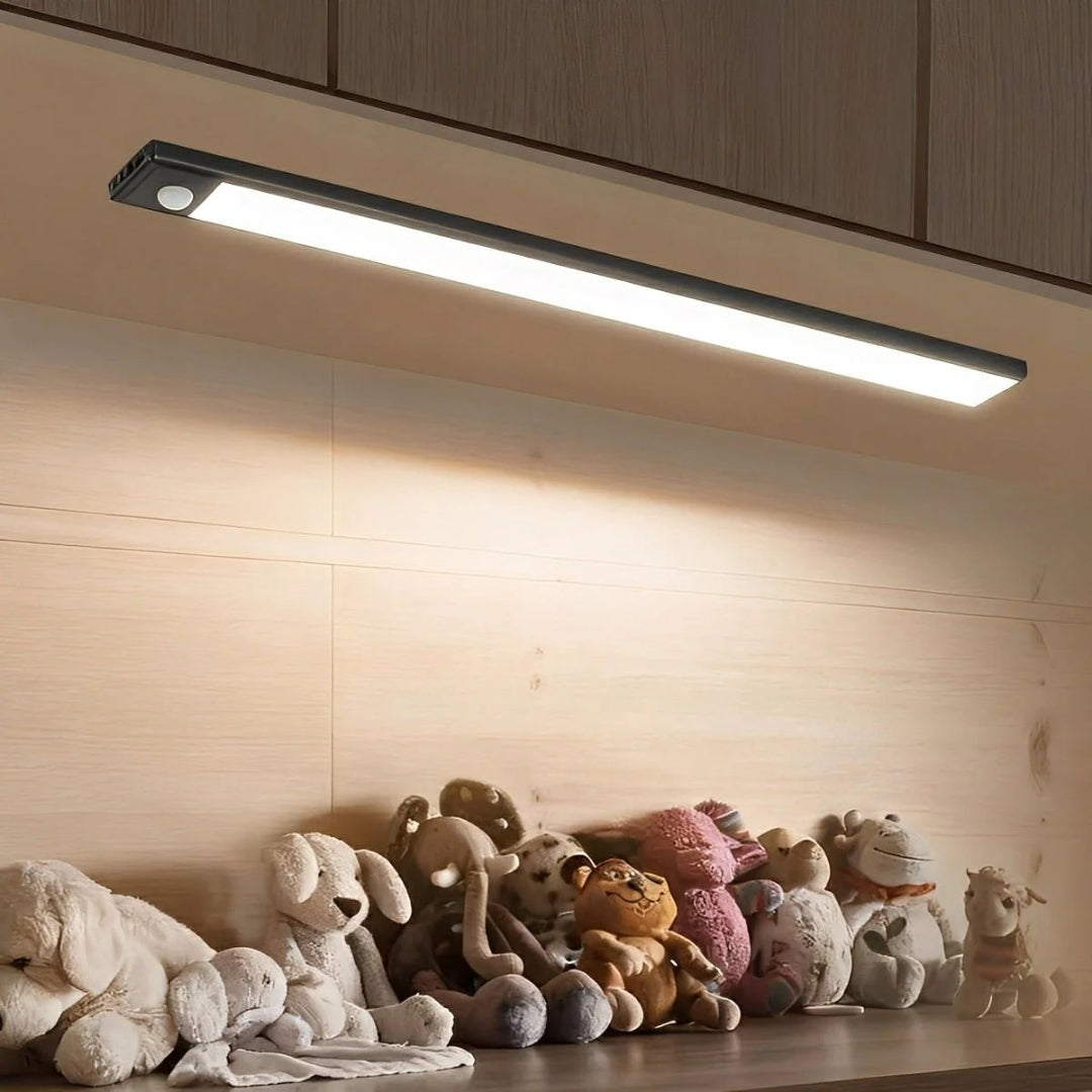 Lampa LED do szafki z czujnikiem ruchu – widok produktu 7 | Nuvira Home
