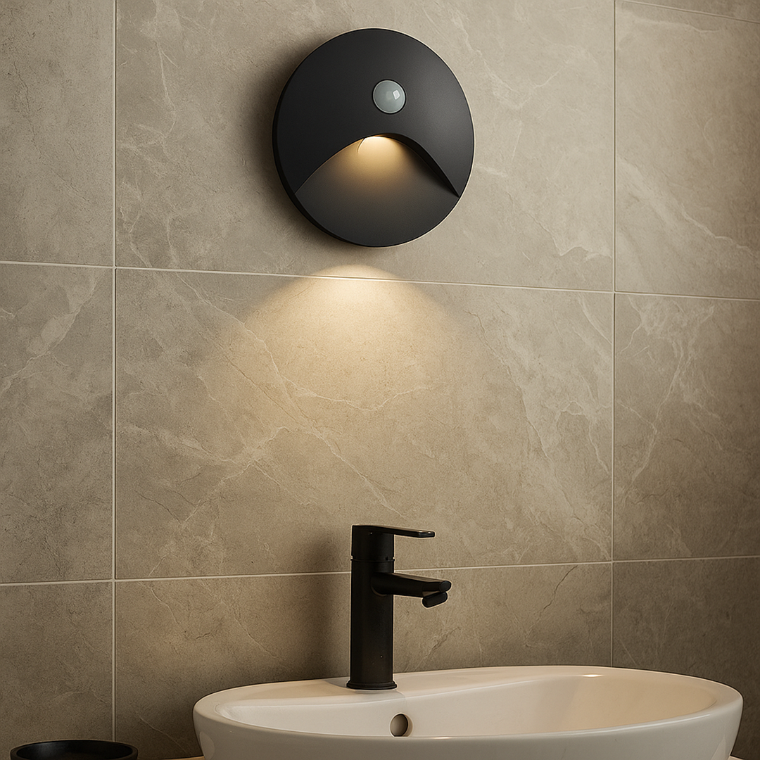 Lampa Ścienna IP65 Do Użytku Wewnątrz I Na Zewnątrz – Czujnik Ruchu – widok produktu 4 | Nuvira Home