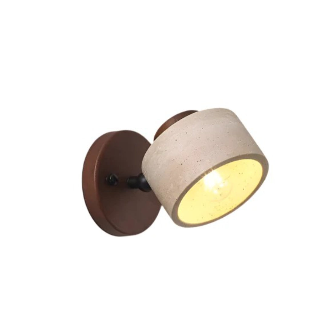 Minimalistyczna lampa ścienna z trawertynu i drewna – widok produktu 7 | Nuvira Home