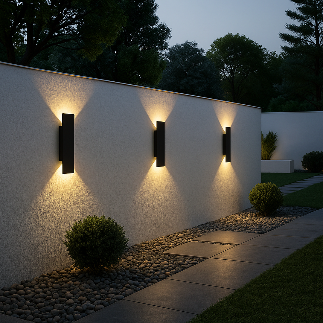 Minimalistyczna lampa zewnętrzna LED – Nowoczesna – widok produktu 1 | Nuvira Home