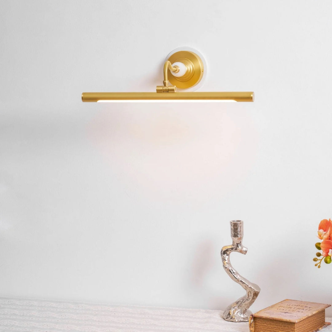 Minimalistyczna liniowa lampa ścienna – widok produktu 5 | Nuvira Home