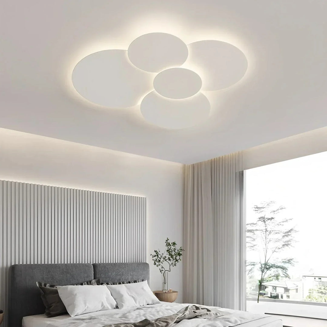 Minimalistyczna okrągła lampa sufitowa – widok produktu 1 | Nuvira Home