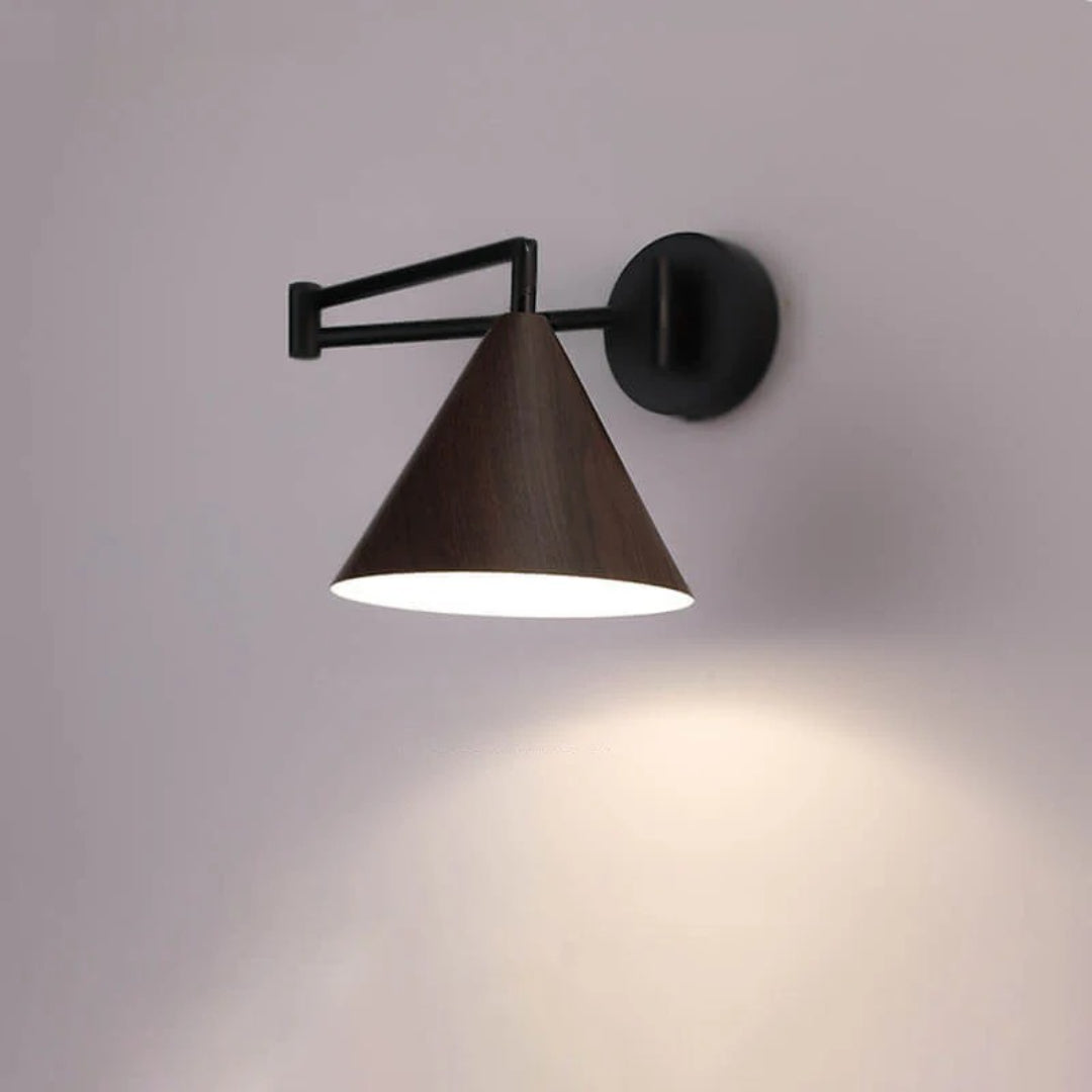 Nordycka drewniana stożkowa lampa ścienna – widok produktu 15 | Nuvira Home
