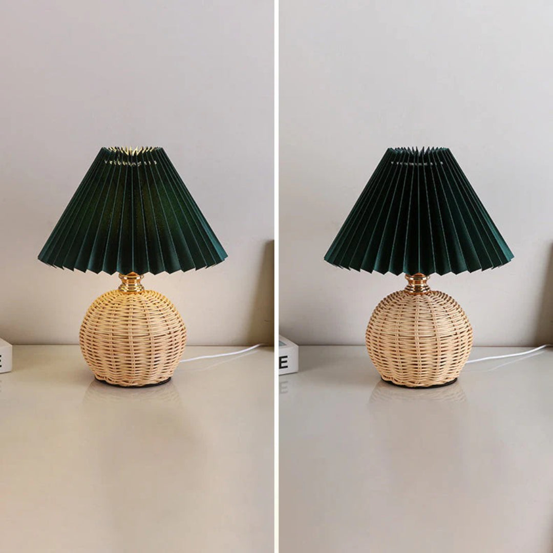 Nordycka rattanowa plisowana lampka stołowa – widok produktu 26 | Nuvira Home