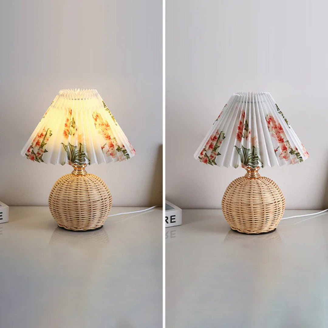 Nordycka rattanowa plisowana lampka stołowa – widok produktu 27 | Nuvira Home