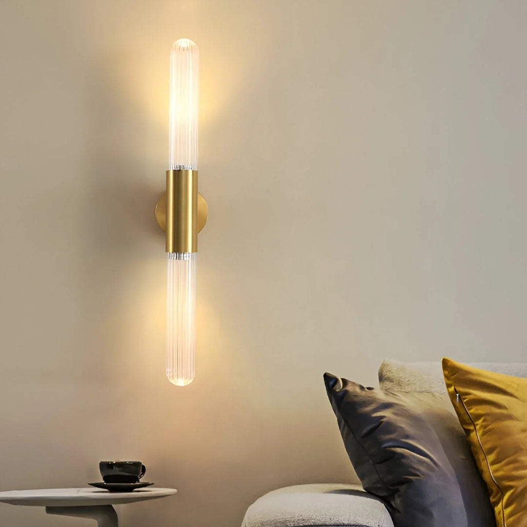 Nordycka szklano-mosiężna lampa ścienna – widok produktu 4 | Nuvira Home