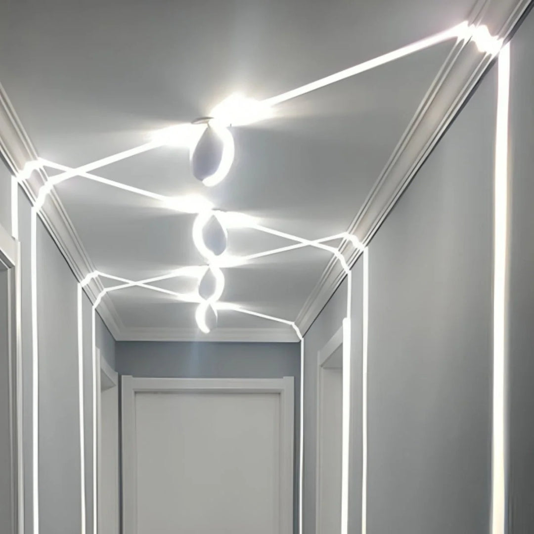 Nowoczesna lampa ścienna LED typu beam – widok produktu 3 | Nuvira Home
