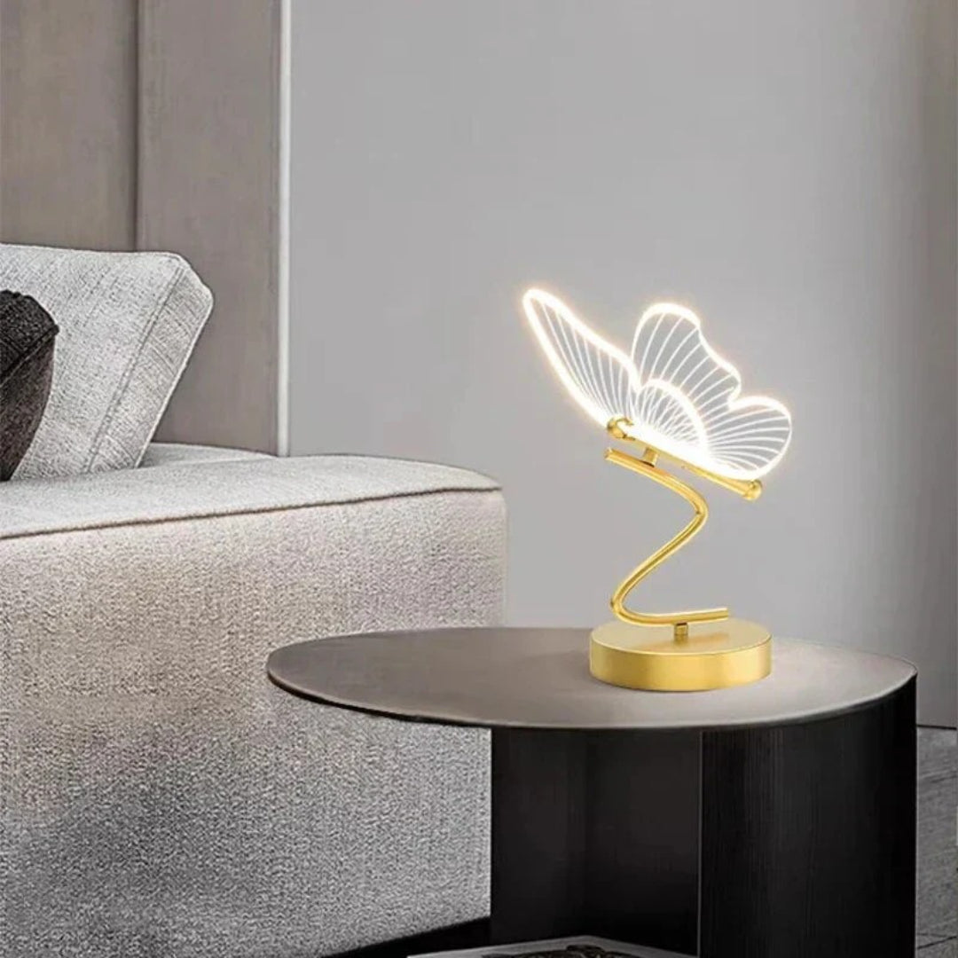 Nowoczesna lampa stołowa LED w kształcie motyla – widok produktu 3 | Nuvira Home