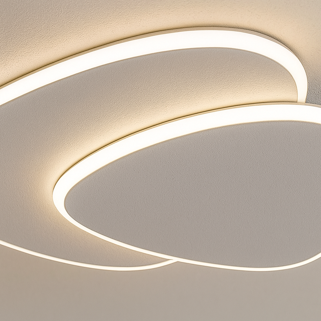 Nowoczesna Lampa Sufitowa O Designerskim Wyglądzie – Ściemniana – widok produktu 6 | Nuvira Home