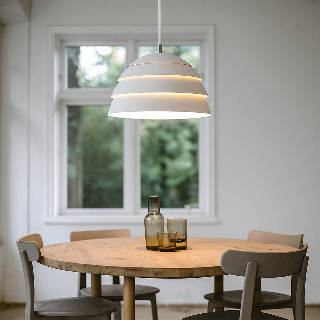 Nowoczesna nordycka lampa wisząca kopułowa – Regulowana jasność – widok produktu 2 | Nuvira Home