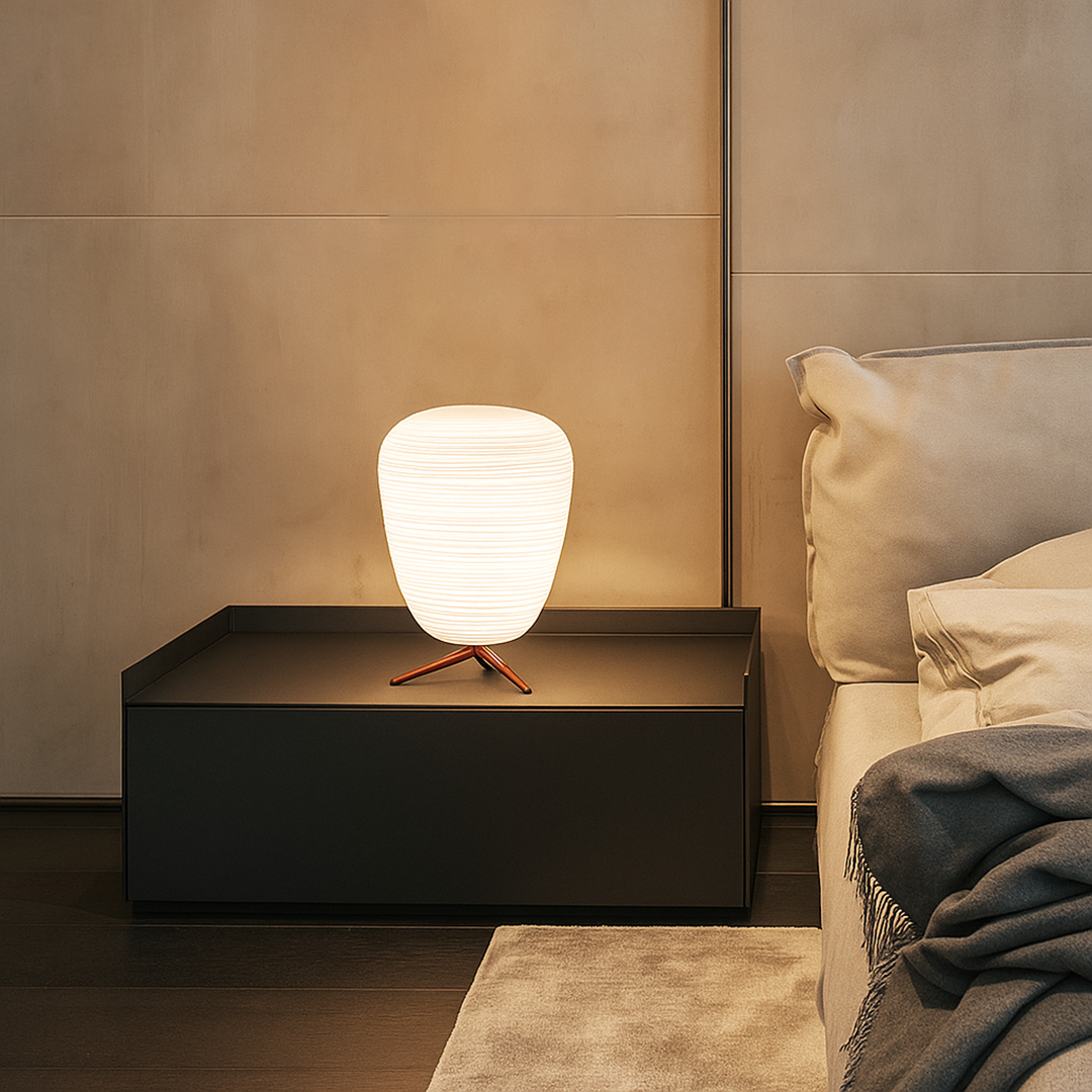 Nowoczesna szklana lampa stołowa – Miękkie światło – widok produktu 4 | Nuvira Home