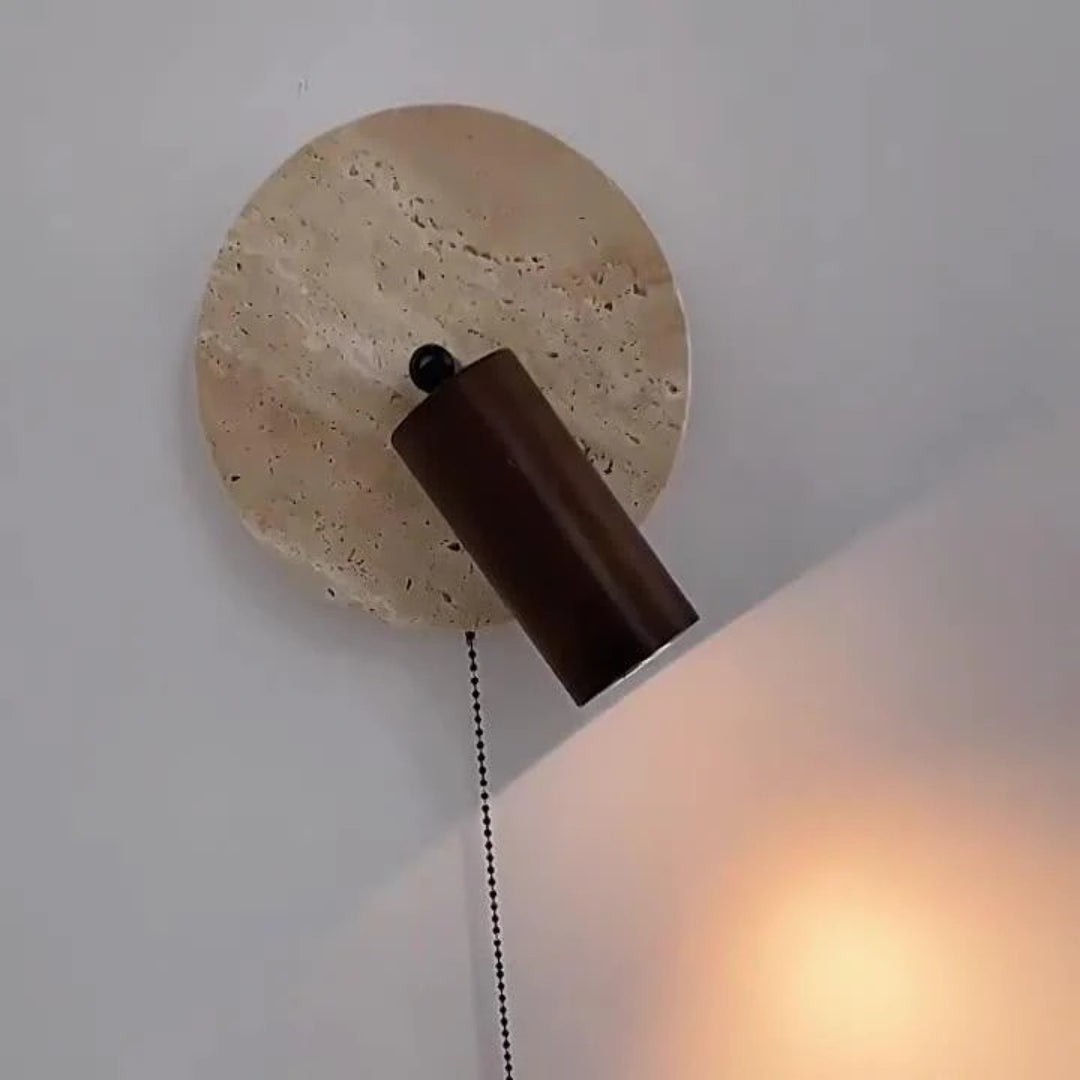 Obrotowa lampa ścienna z trawertynu – widok produktu 7 | Nuvira Home