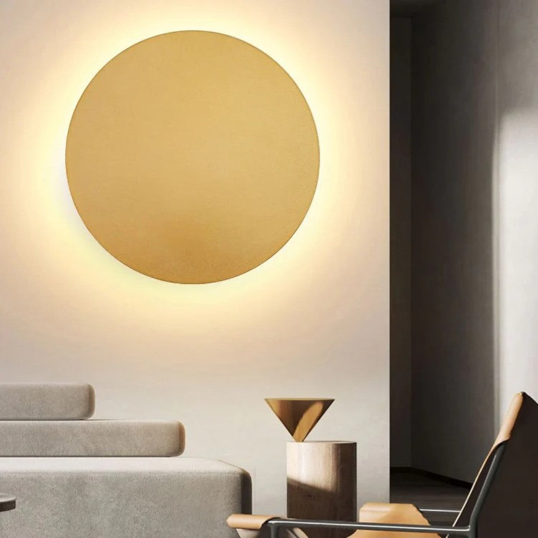 Okrągła Metalowa Lampa Ścienna LED – Stylowa – widok produktu 1 | Nuvira Home