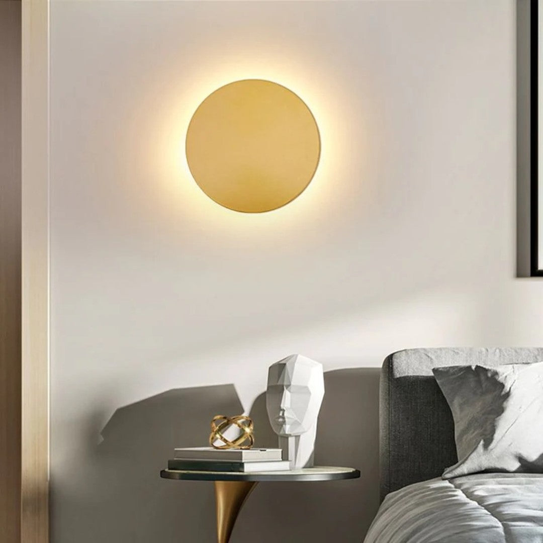 Okrągła Metalowa Lampa Ścienna LED – Stylowa – widok produktu 9 | Nuvira Home