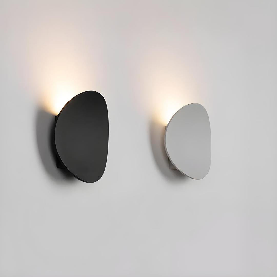 Okrągła Metalowa Lampa Ścienna – widok produktu 5 | Nuvira Home