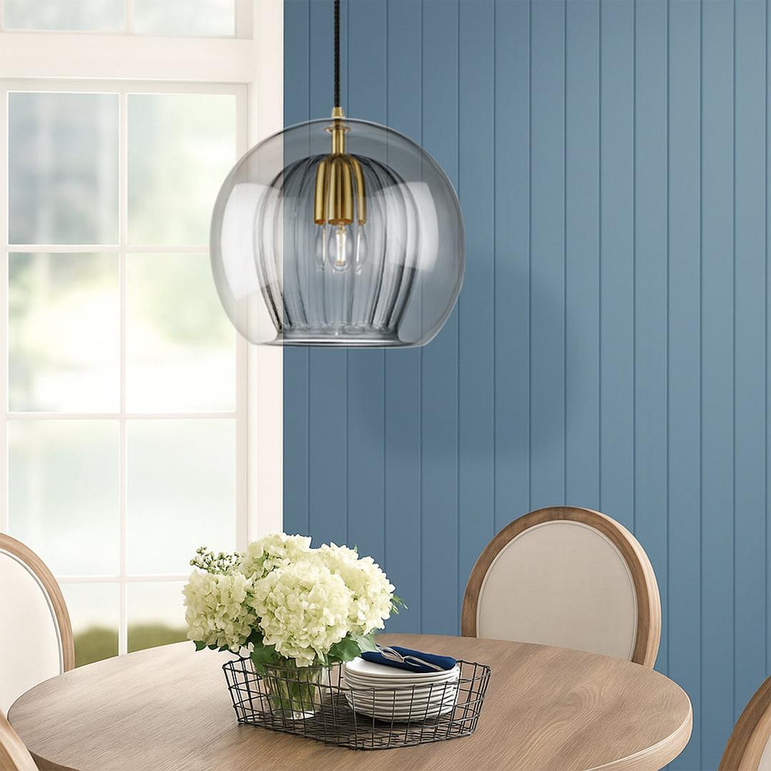 Okrągła Szklana Lampa Wisząca Do Kuchni – widok produktu 2 | Nuvira Home