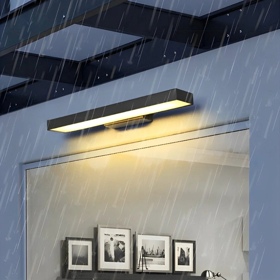 Prostokątna lampa ścienna z czujnikiem ruchu – widok produktu 10 | Nuvira Home