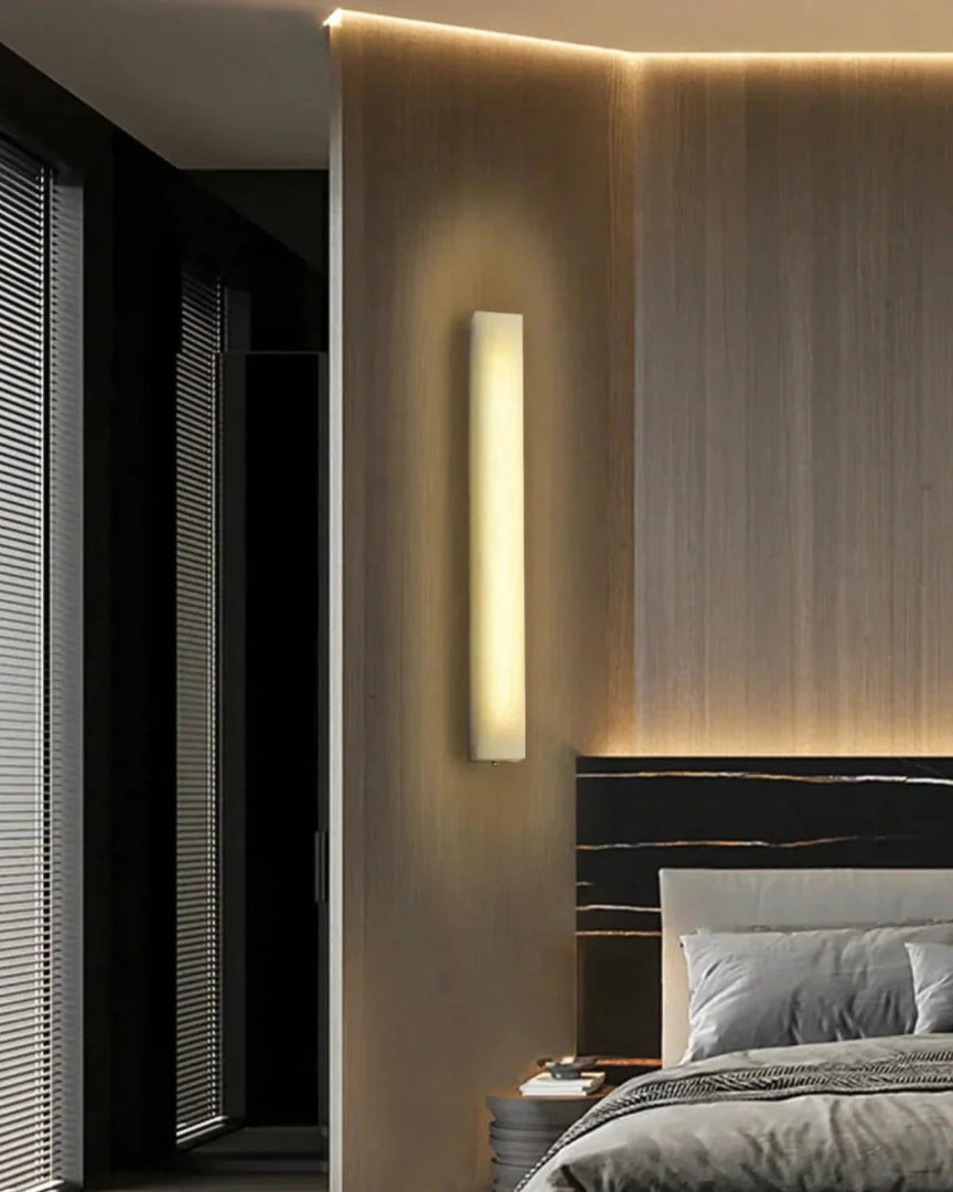 Prostokątna lampa ścienna z naturalnego kamienia do montażu na ścianie – widok produktu 14 | Nuvira Home