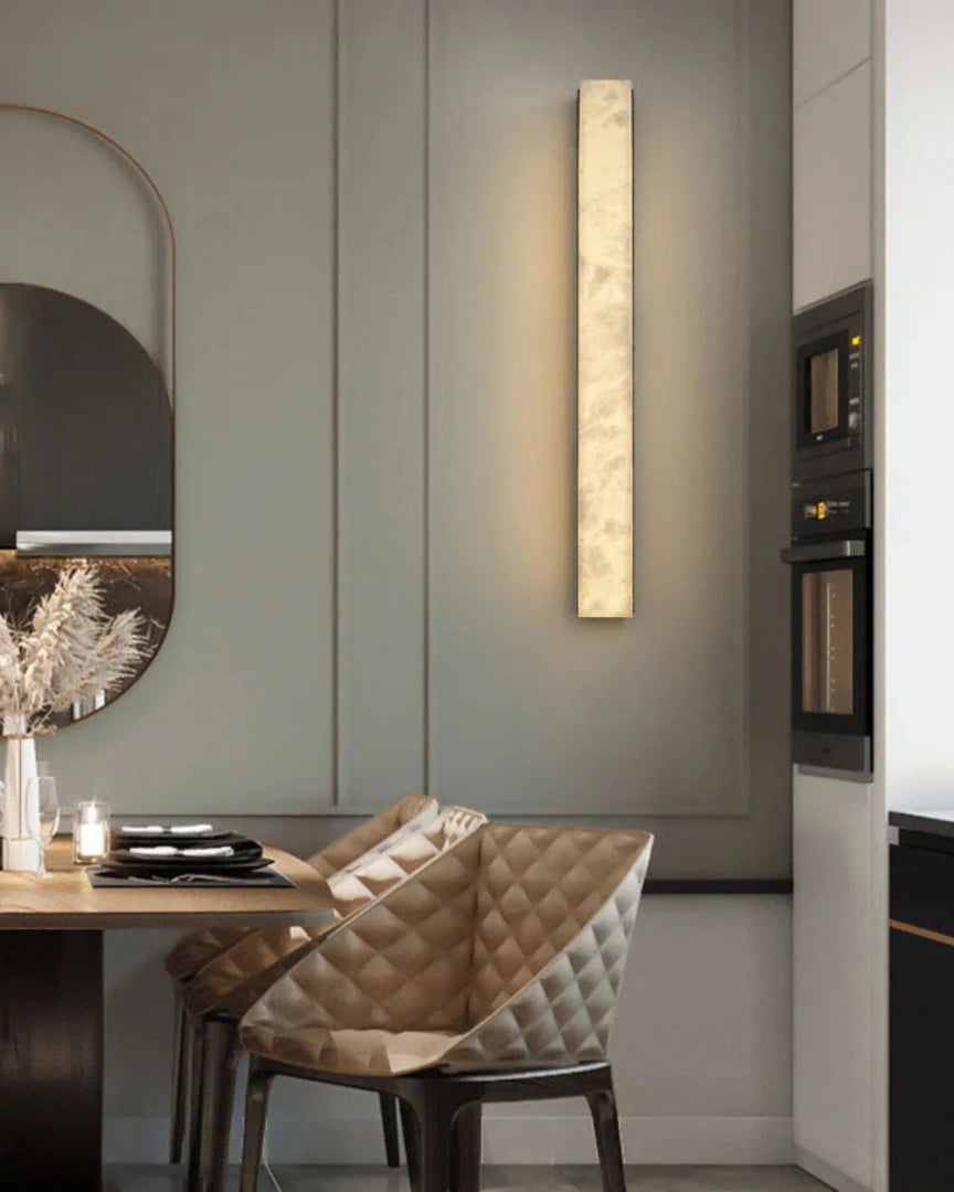 Prostokątna lampa ścienna z naturalnego kamienia do montażu na ścianie – widok produktu 19 | Nuvira Home