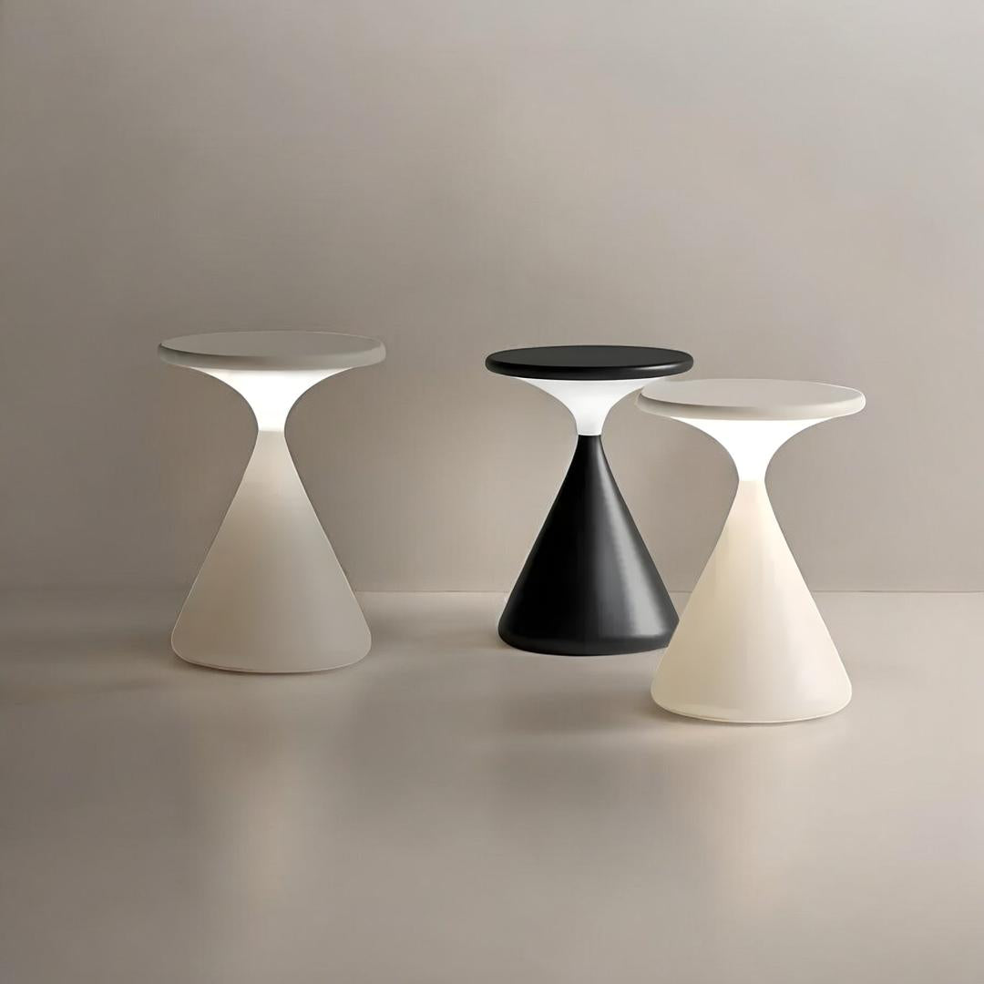 Przenośna Lampa Stołowa W Kształcie Klepsydry – Bezprzewodowa – widok produktu 4 | Nuvira Home