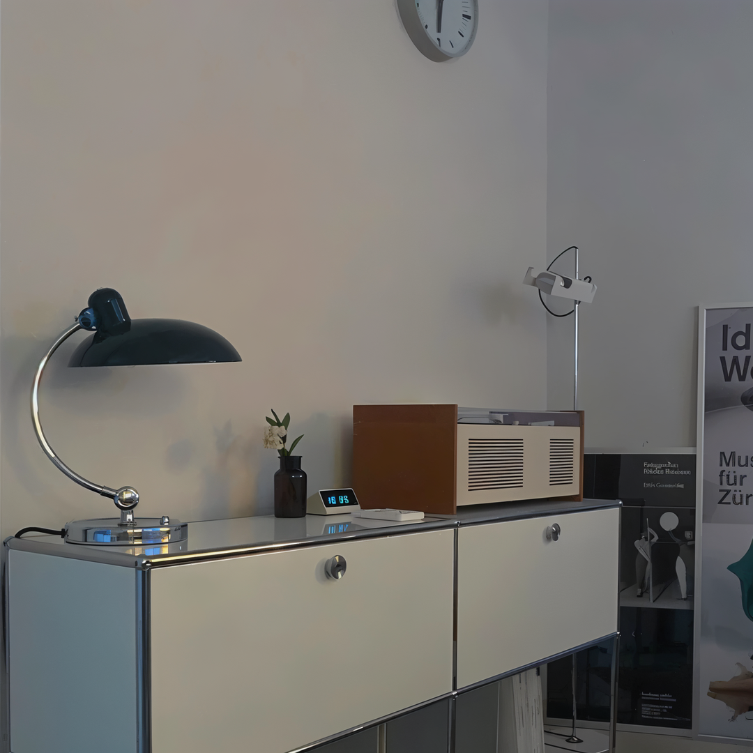 Regulowana Lampa Stołowa – Żelazny Klosz Vintage – widok produktu 6 | Nuvira Home