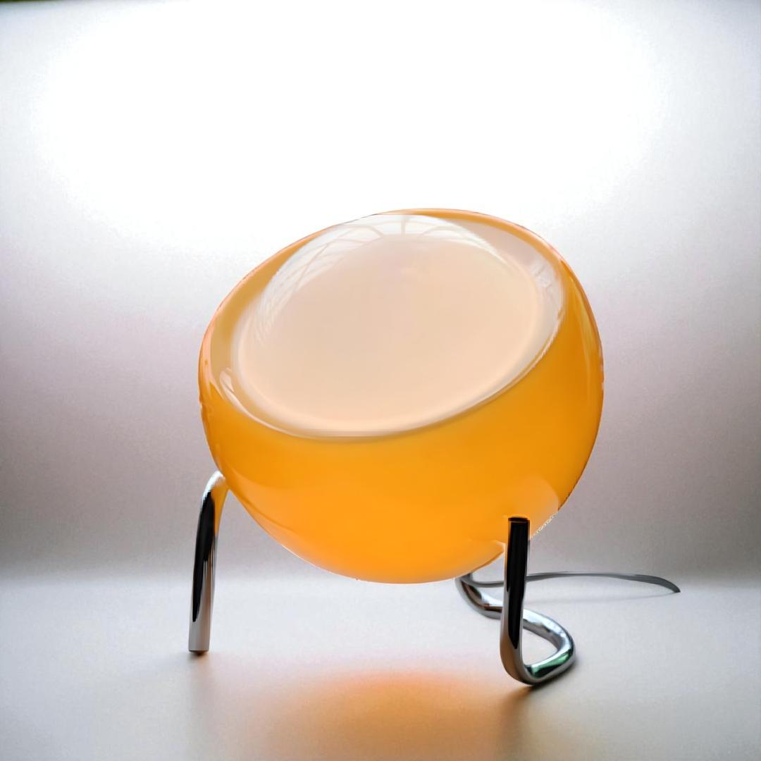 Retro Lampa Stołowa Bauhaus – Przenośna – widok produktu 4 | Nuvira Home