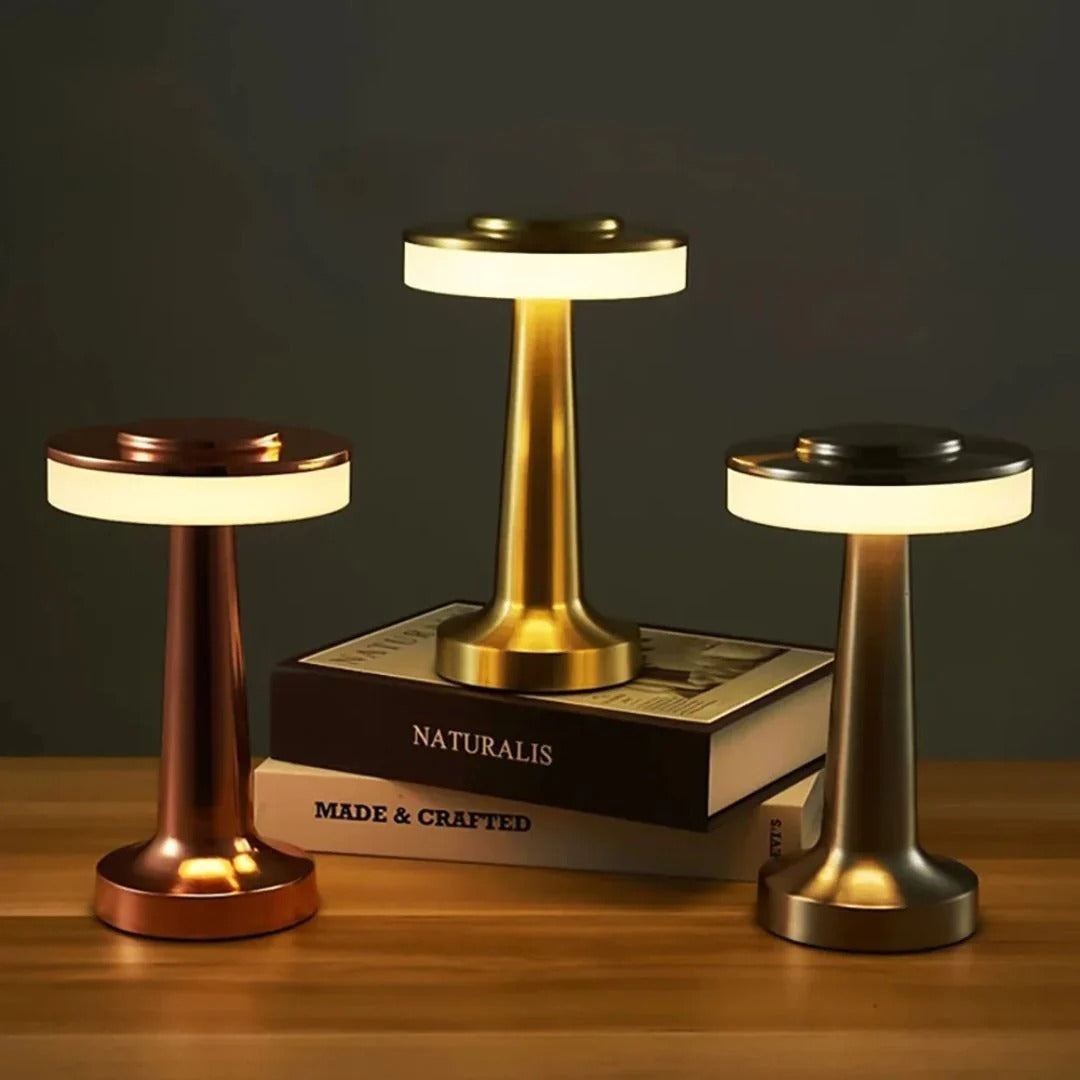 Retro okrągła metalowa lampa stołowa – widok produktu 7 | Nuvira Home