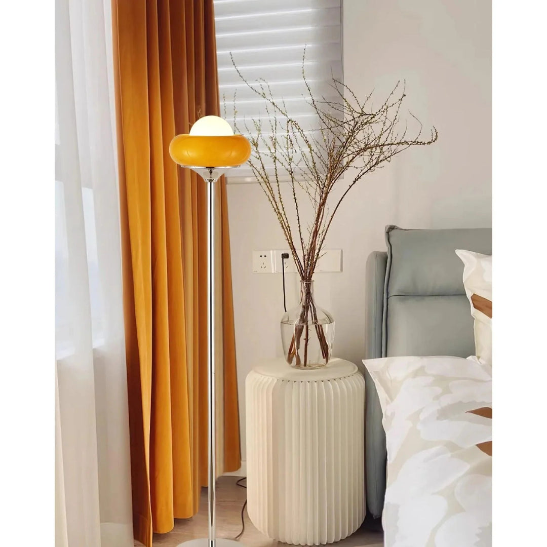 Retro szklana lampa podłogowa – widok produktu 12 | Nuvira Home