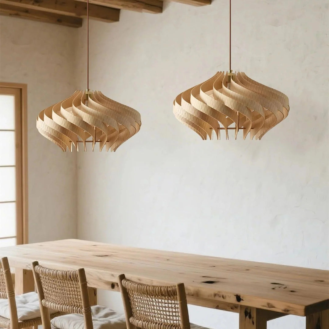 Rzeźbiarska drewniana lampa wisząca spiralna – widok produktu 11 | Nuvira Home