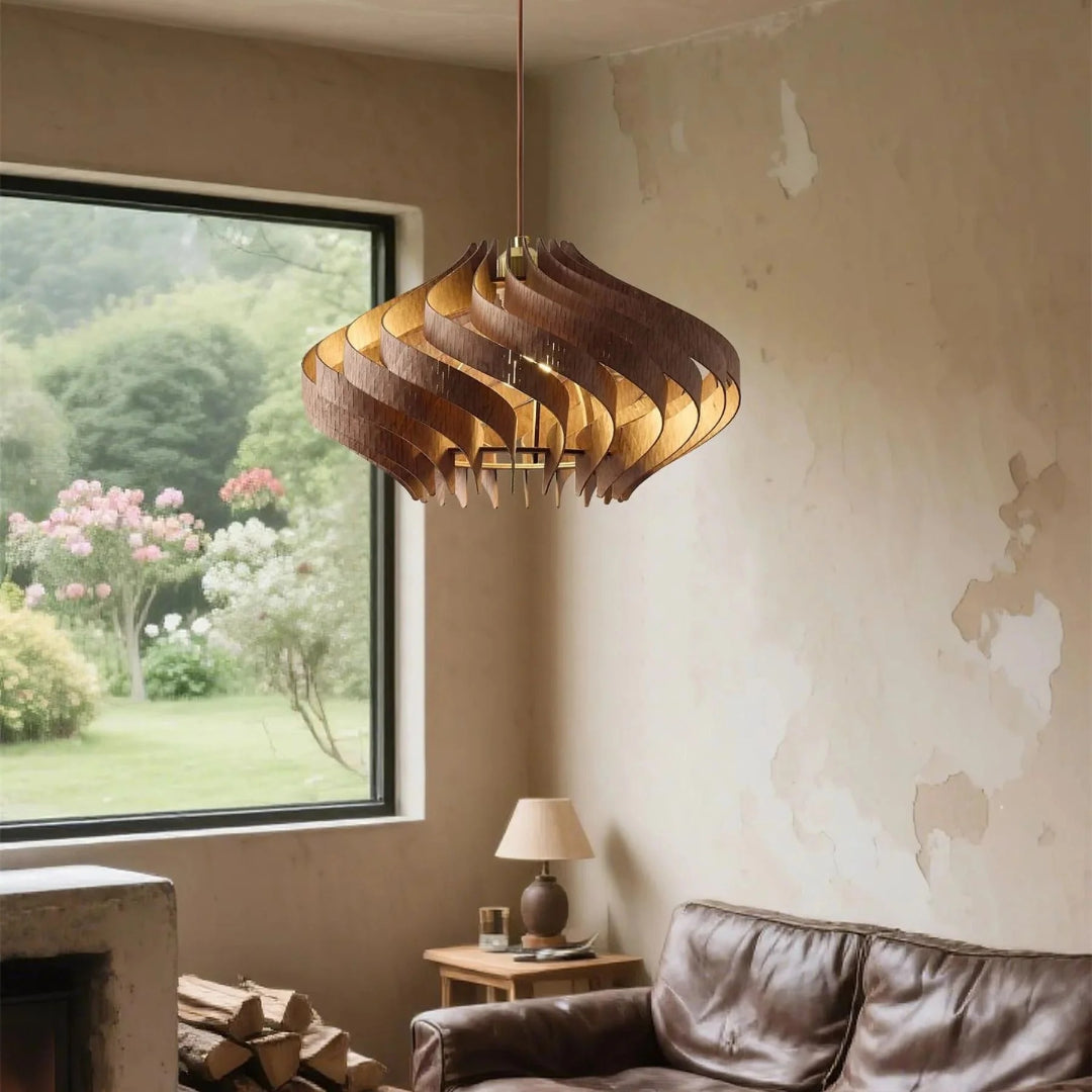 Rzeźbiarska drewniana lampa wisząca spiralna – widok produktu 19 | Nuvira Home